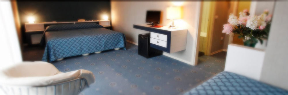 Hotel Antares Arona Εξωτερικό φωτογραφία