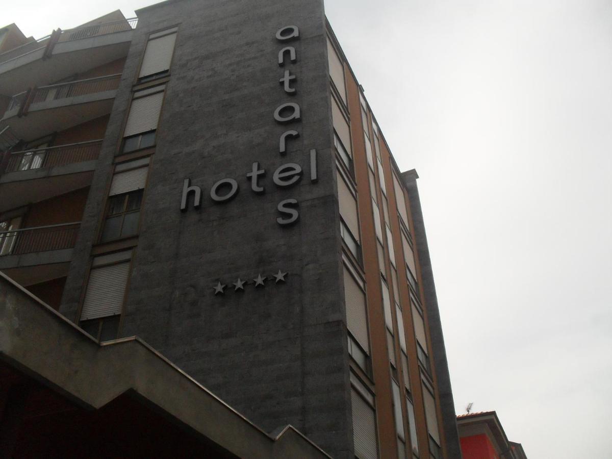 Hotel Antares Arona Εξωτερικό φωτογραφία